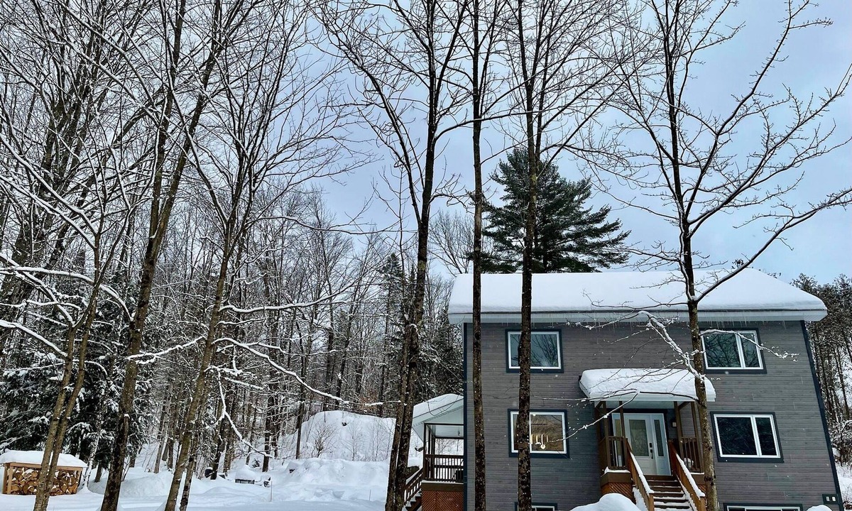 Mansonville Apartment | Gather just a few minutes from Owl's Head and 30 minutes from Jay Peak