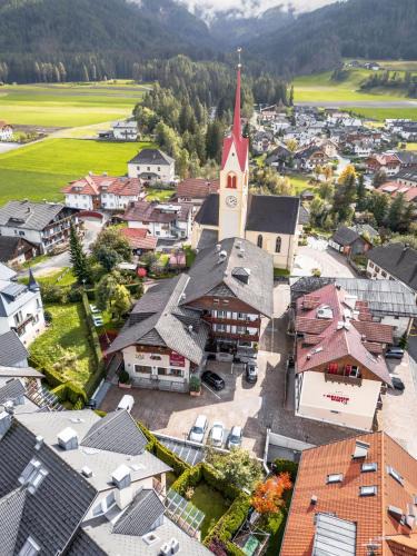 Valdaora di Sopra Hotel | Geniesserhotel Messnerwirt Olang