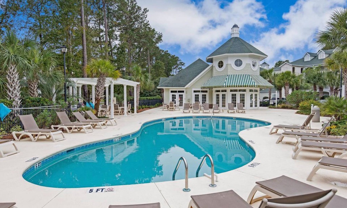 Carolina Forest Condo | Golf Course View Condo with Pool