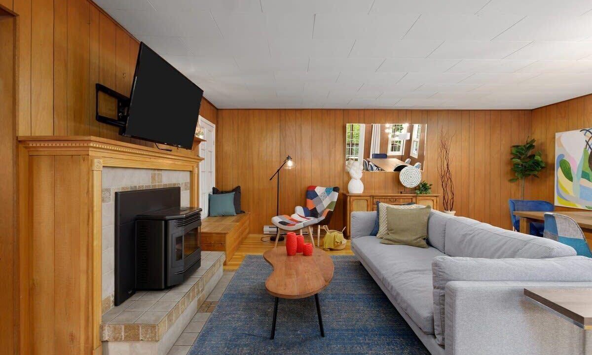 Departure Bay House | Gorgeous 7BDR 16 Guests Perfect For Your Family.