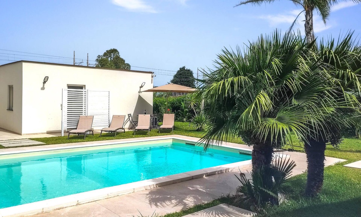 Torrenova House | Gorgeous home in Torrenova with WiFi