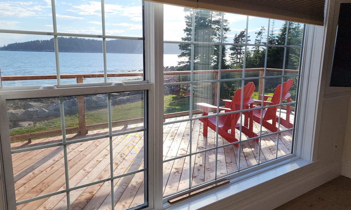 Prospect Bay House | Gorgeous Oceanfront Retreat near Halifax