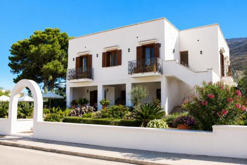 Castelluzzo Bed & Breakfast | Grimaldi B&B