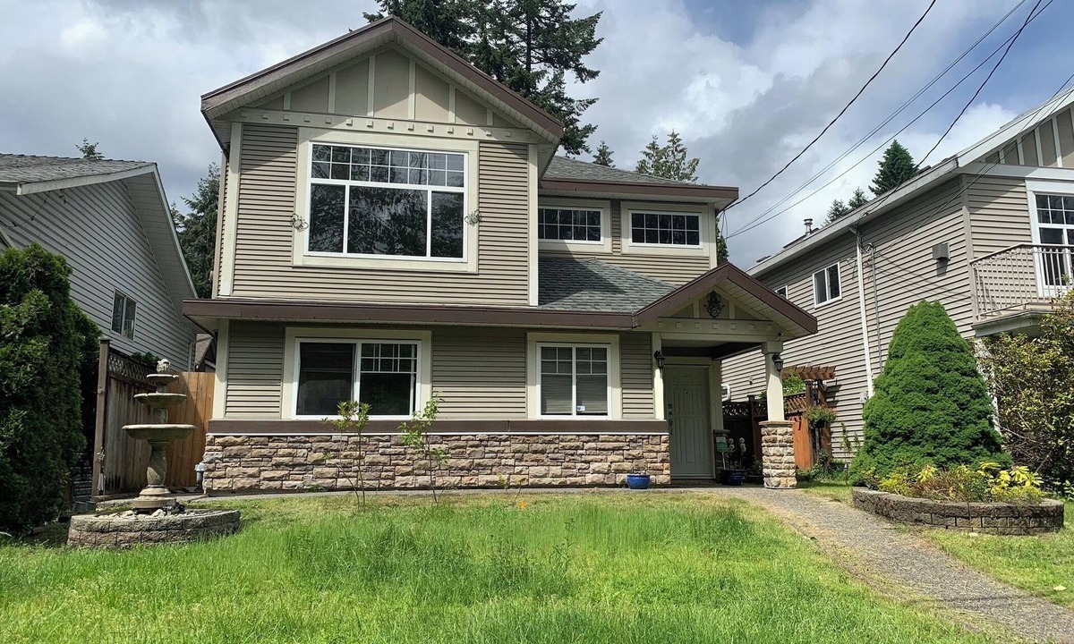 Port Coquitlam House | Guest Suite 2 beds Coquitlam Centre Mall -10min walk to Skytrain/Mall