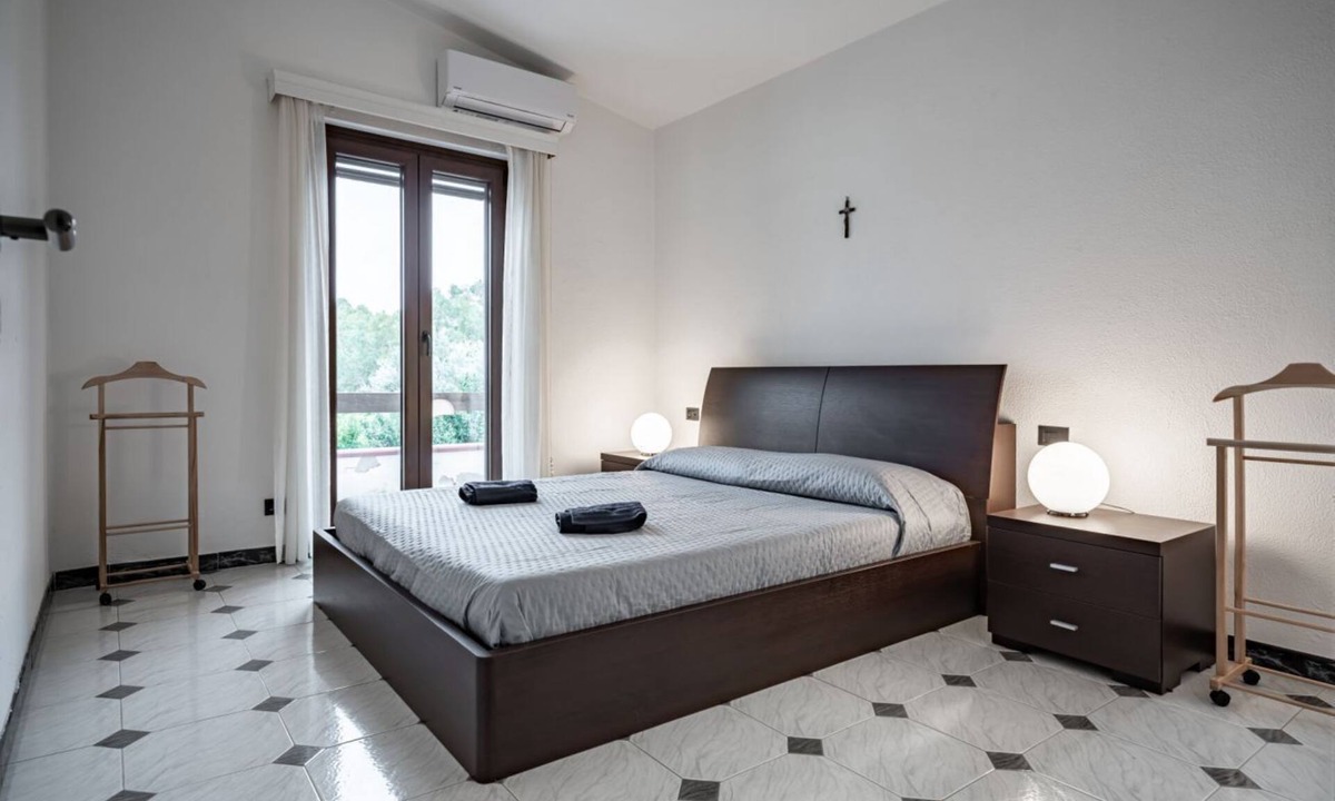 S'oru e Mari Apartment | GuestHost - Quartu Sant'Elena Bright Flat with Balcony!