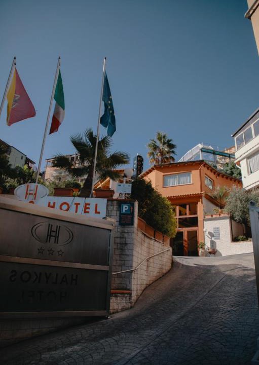 Cammarata Hotel | Halykos Hotel