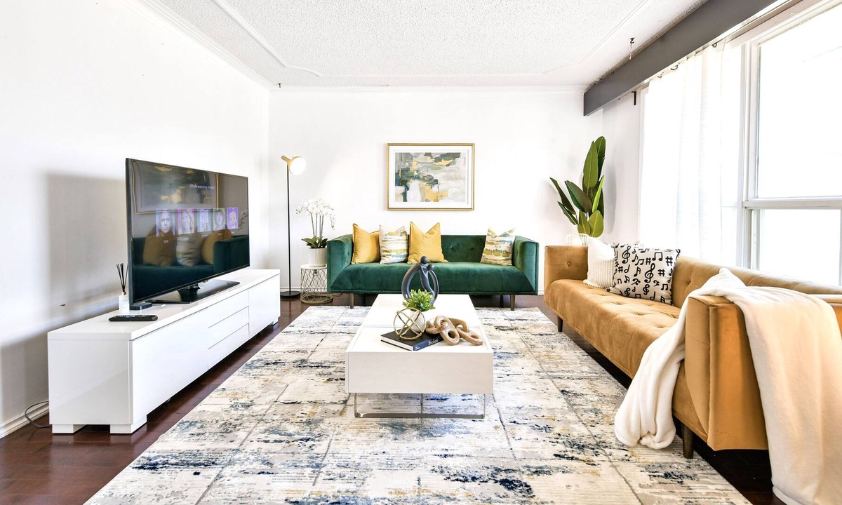 East Kildonan House | Hidden Gem: stylish 5BDRM w/Brand New Spa Hot tub