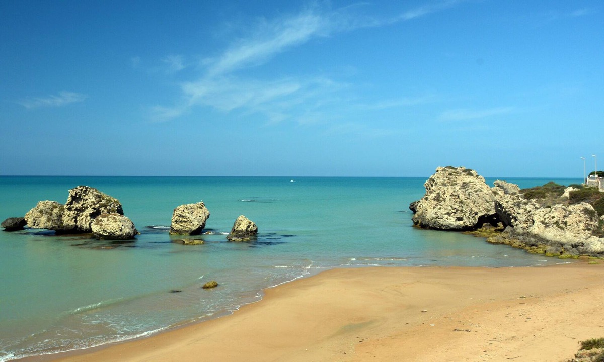 Licata Apartment | Holiday Apartment Antona "Apartment 3G" 150 m from the sea, WiFi Free, Best price