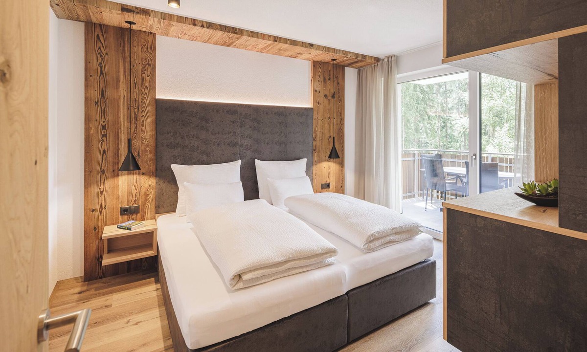 San Giovanni Apartment | Holiday Apartment 'Silva Romantic' with Mountain View, Private Terrace and Wi-Fi