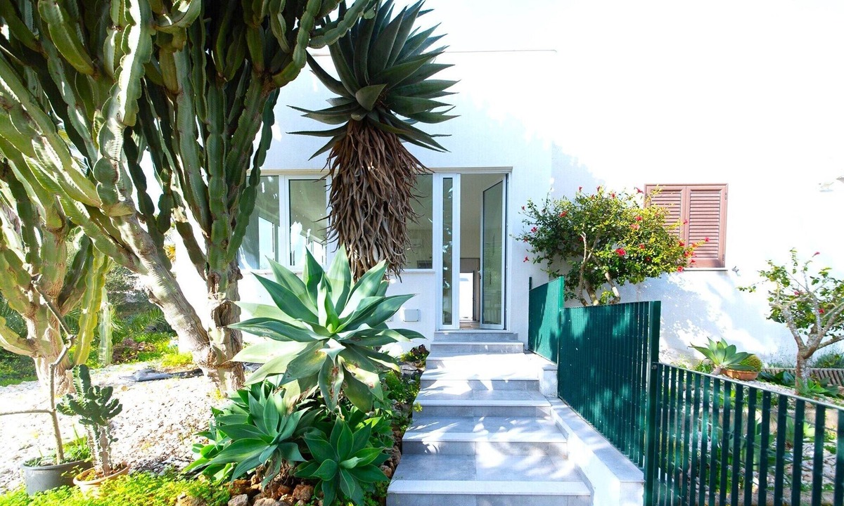 Mazara del Vallo House | Holiday Home in tMazara del Vallo