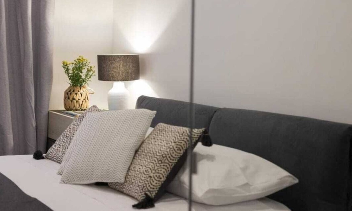 Terrasini Apartment | HOLIDAY HOUSE AERIAL SCREW