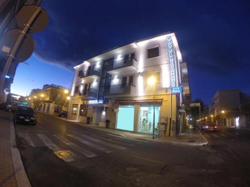 Aprilia Hotel | Hotel Aquila