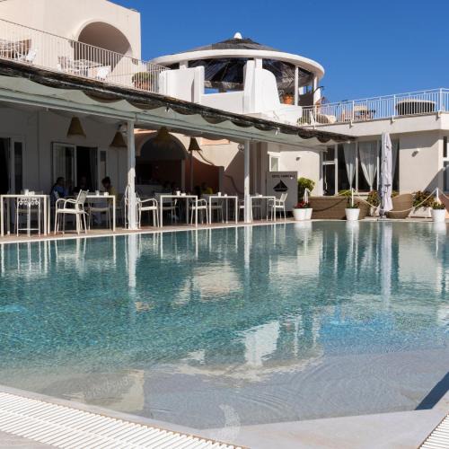 Ponza Hotel | Hotel Chiaia Di Luna