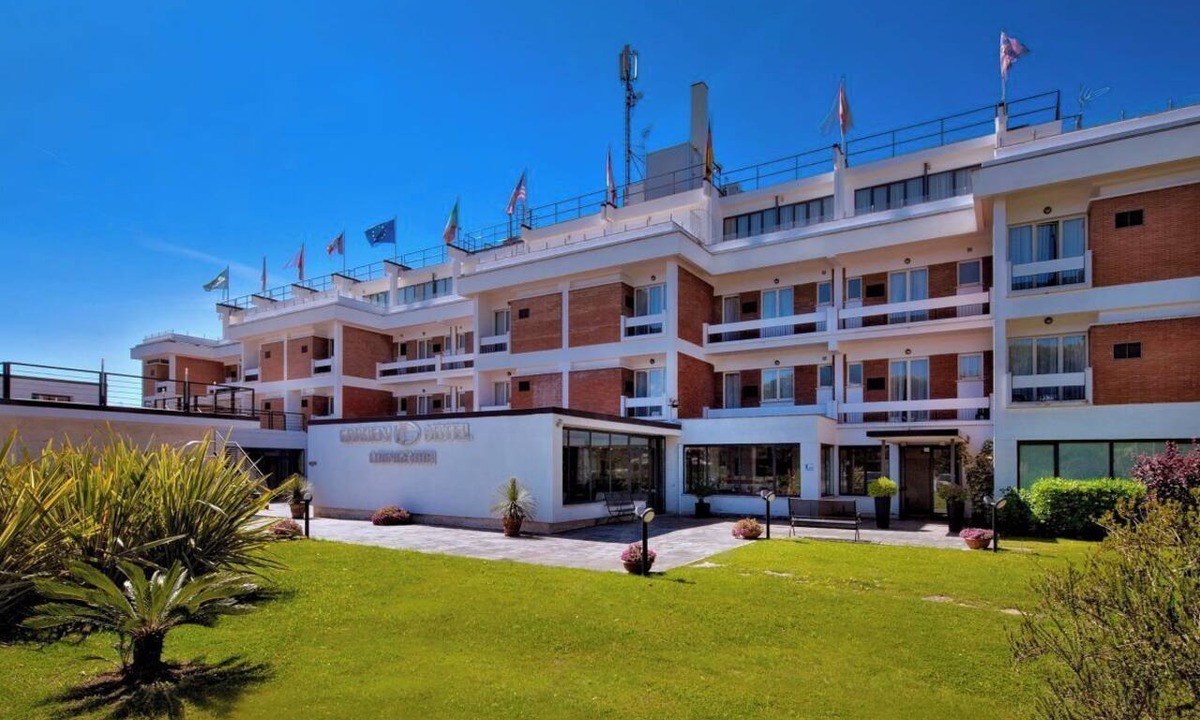 Latina Hotel | HOTEL GARDEN