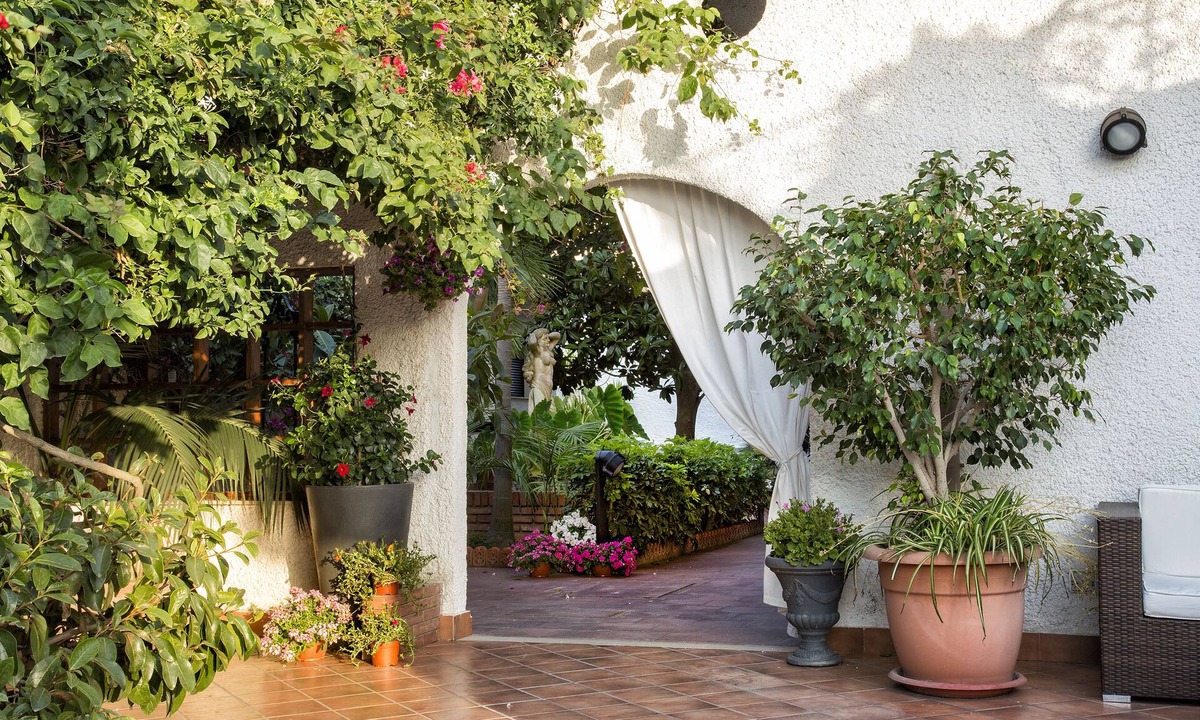 Torregrotta Hotel | Hotel Redebora