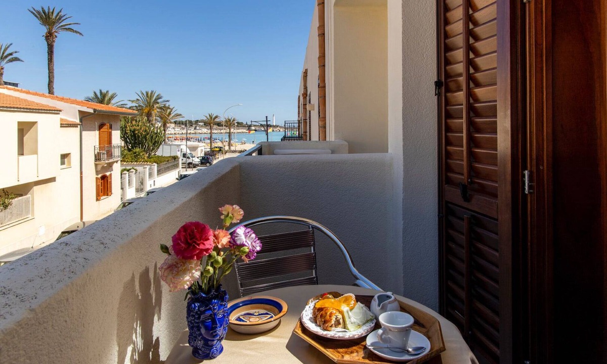 San Vito Lo Capo Hotel | Hotel Riva Del Sole