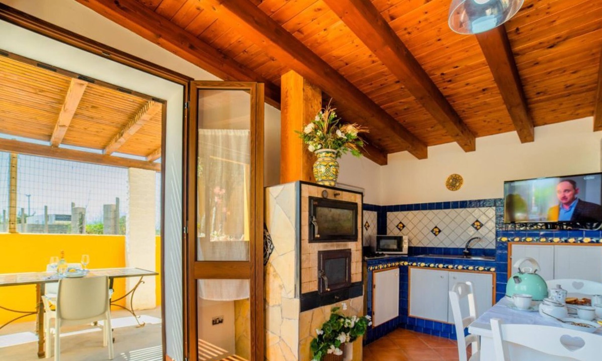 Grecale Apartment | Ilios Residence - studio apartment with patio