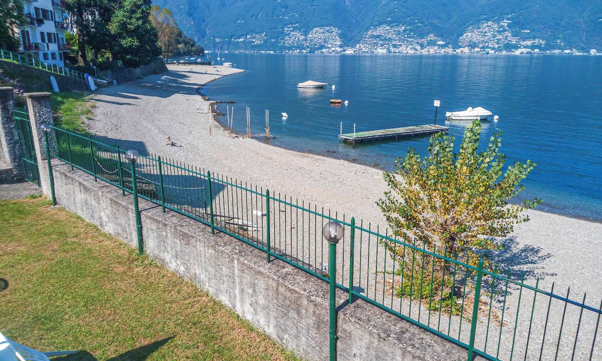 Pino Lago Maggiore Apartment | With great attention to detail furnished studio apartments in a residence with pool