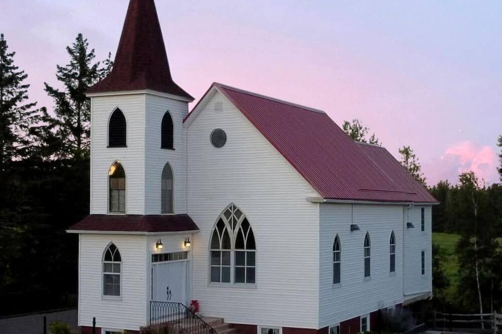 Moncton Cottage | Jone's Brook Cottage in Boundary Creek, New Brunswick