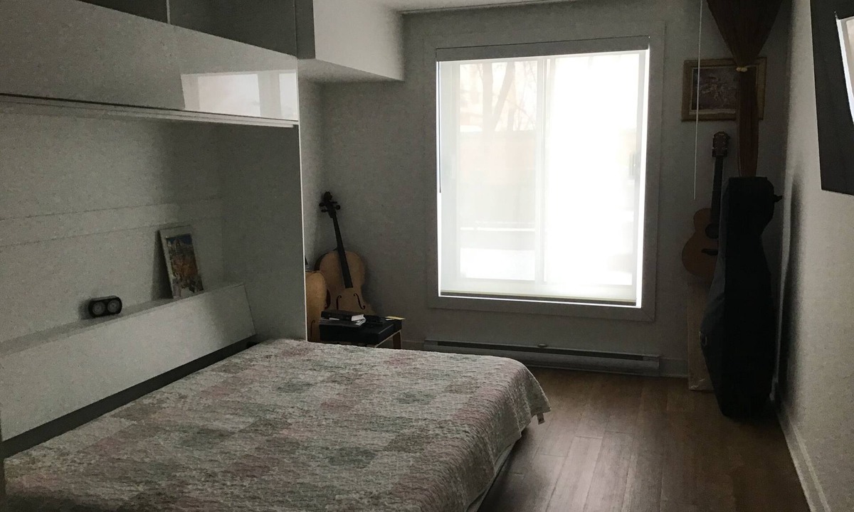 Mile End Apartment | Julius Apartment Close Downtown