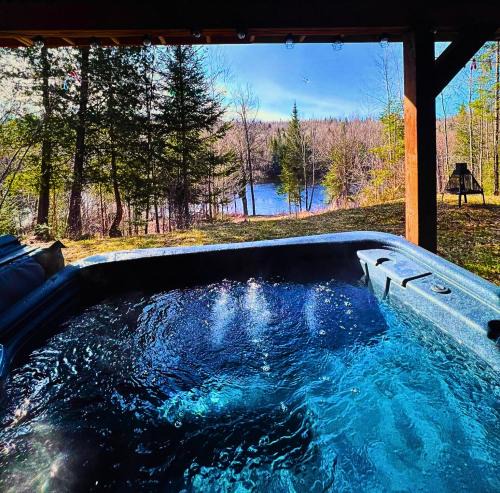 Lac-aux-Sables Ski Chalet | L'ensoleillé