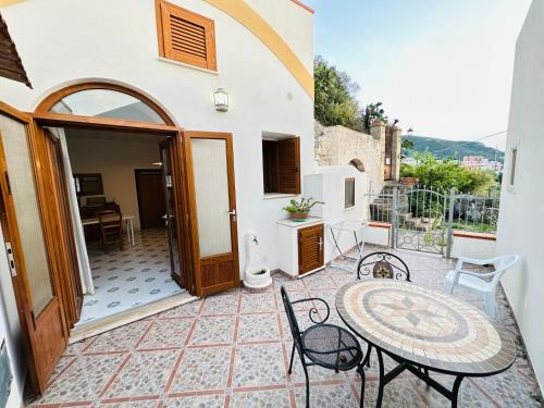 Ponza Apartment | La Donzella - Immobilevante