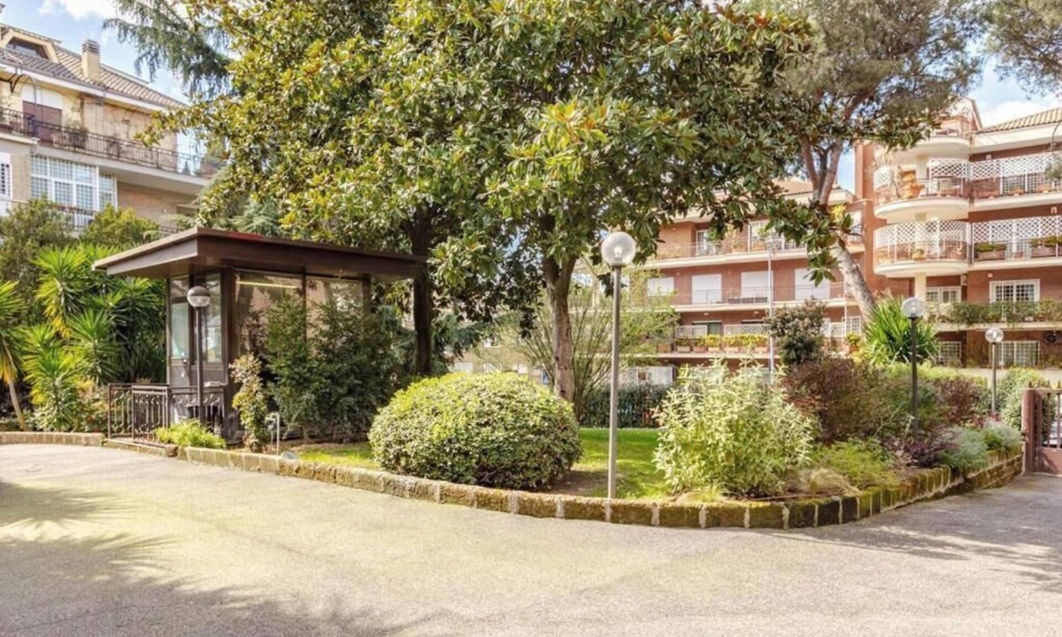 Camilluccia Apartment | La Piccola Luxury Suite
