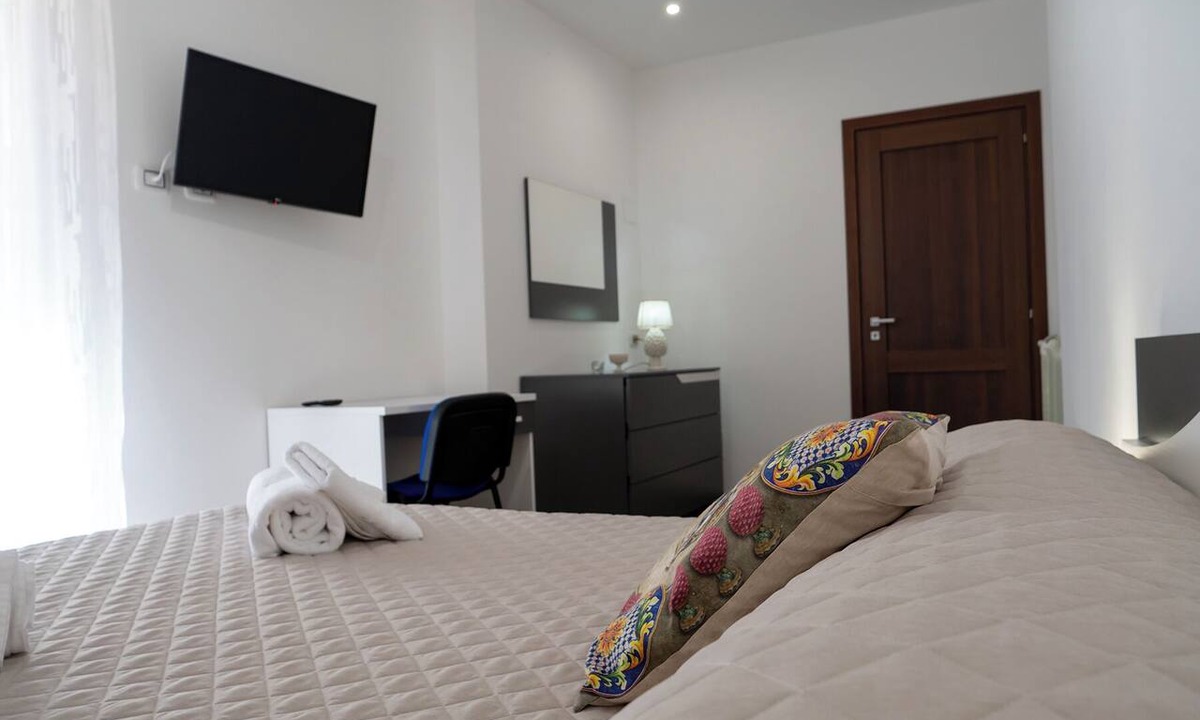 Santo Stefano di Camastra Apartment | La Torre - Deluxe Apartment 1