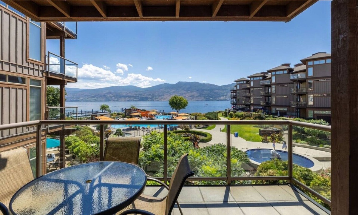 Westbank Apartment | Lakefront Resort Condo with Pool