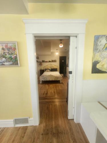 East Side Apartment | Lakeview Suite by Trout Lake