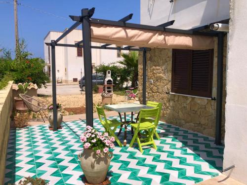Marsala House | Le maioliche allo Stagnone kite