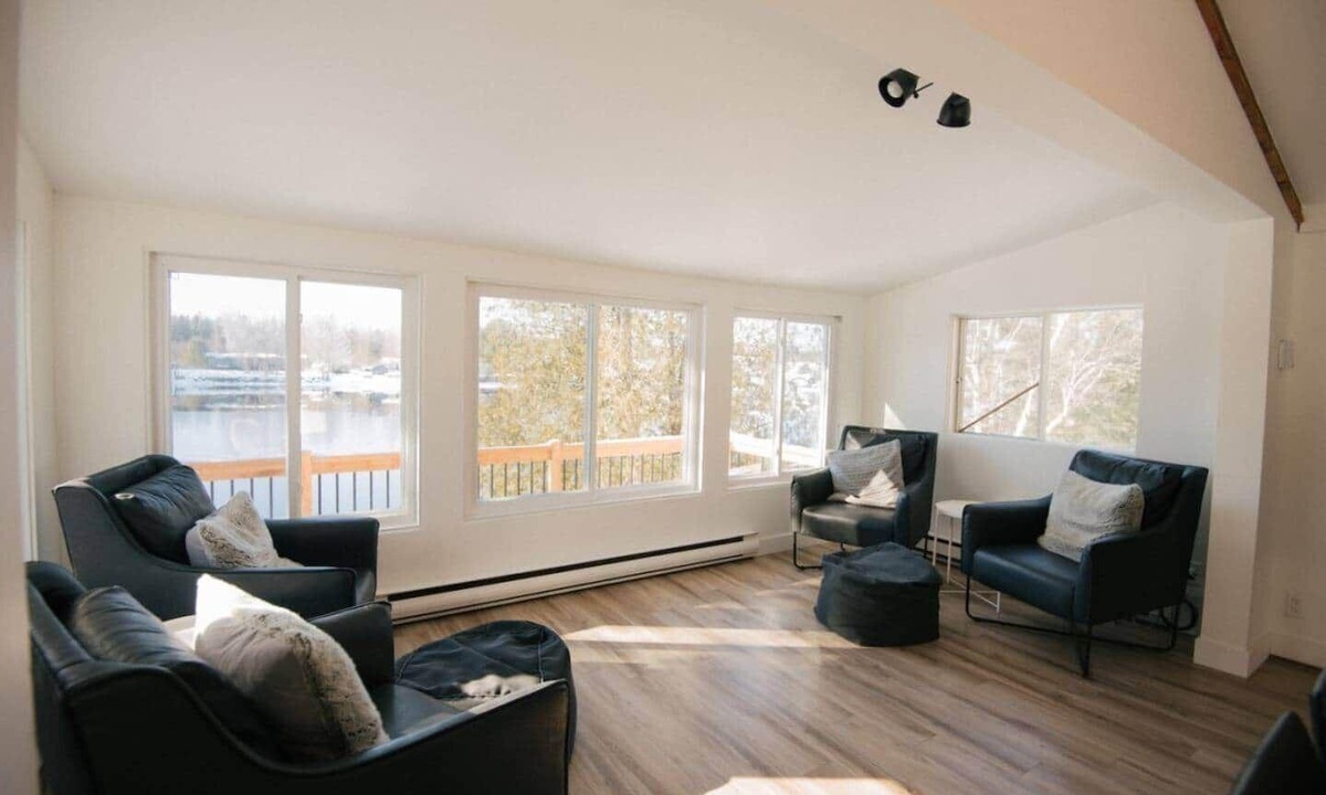 Weedon Ski Chalet | Le Riverain quai privé spa et kayaks