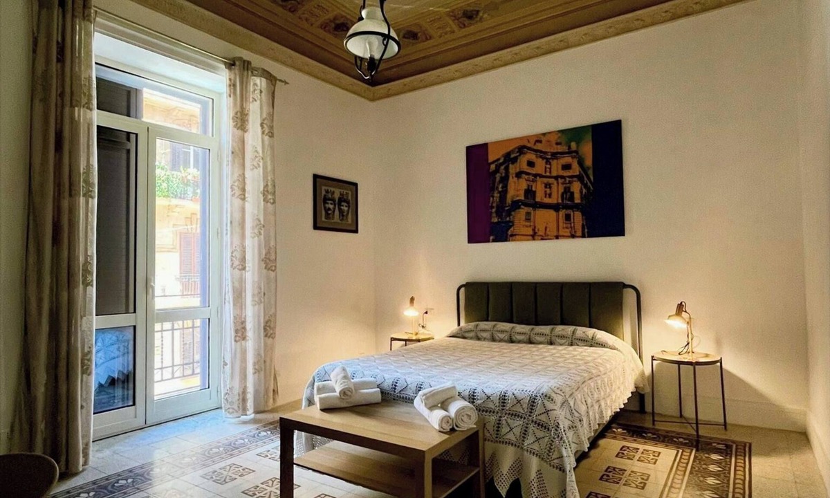 Palermo House | Le Suite Vintage Del Corso