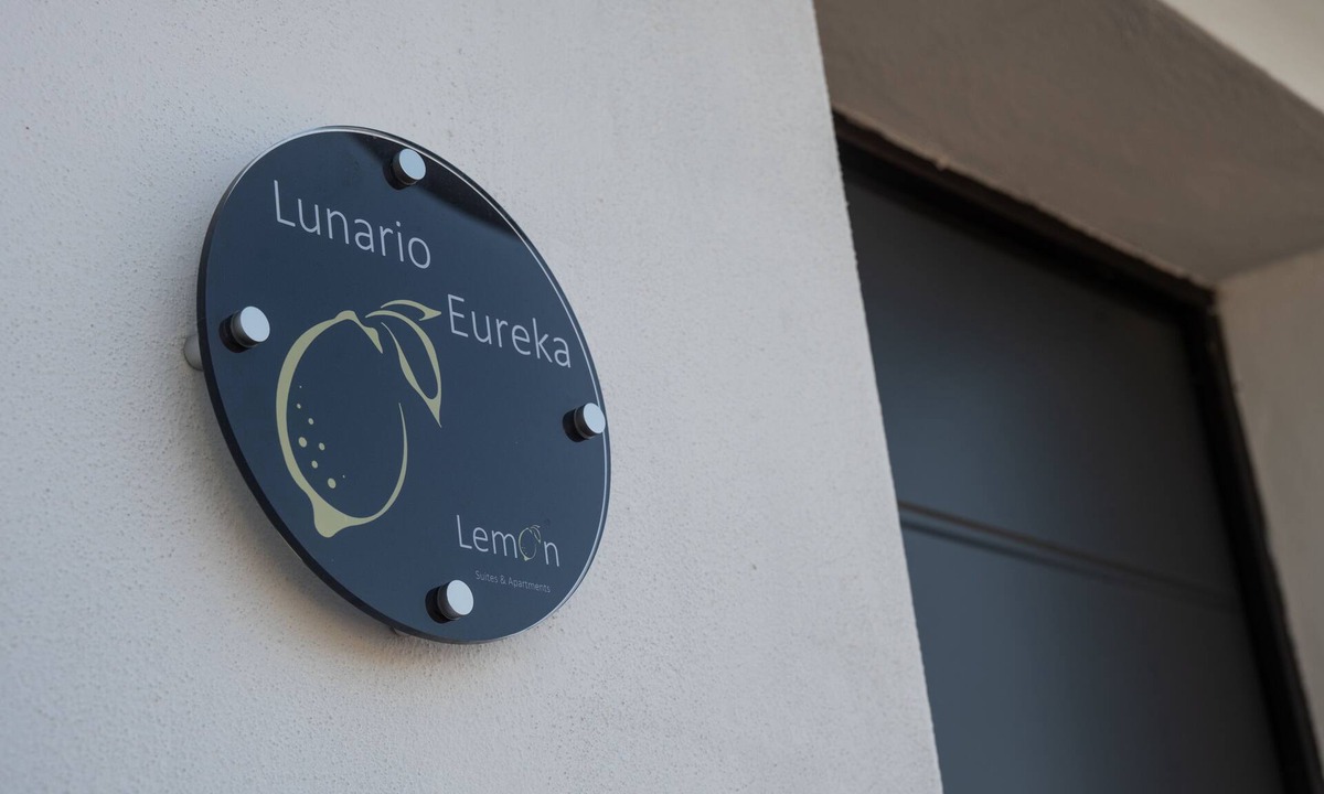 Ostiense Apartment | LEMON SUITES APARTMENTS Appartamento LUNARIO Ostiense Basilica San Paolo