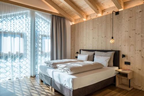 San Vigilio Apartment | Les Ciases Chalets Dolomites Apt 6