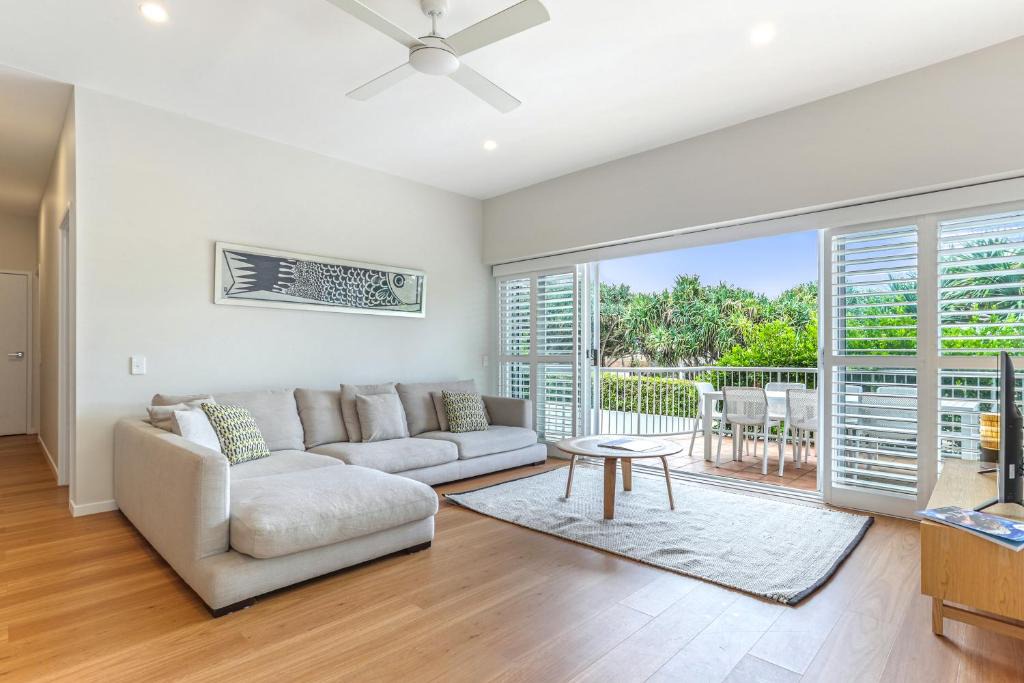 Sunshine Beach Apartment | Location, location, Sunshine Beach