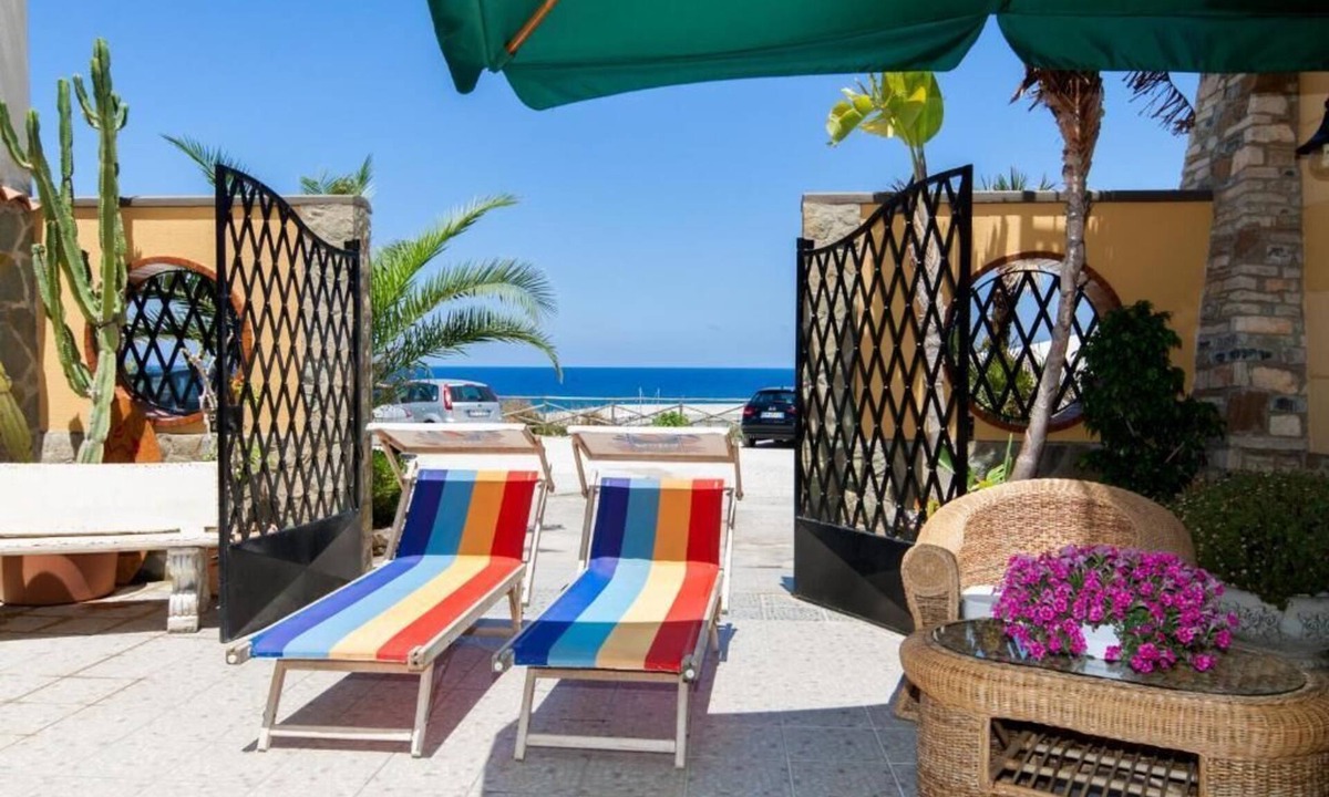 Balestrate Villa | Lovely 1-Bed Villa in Balestrate