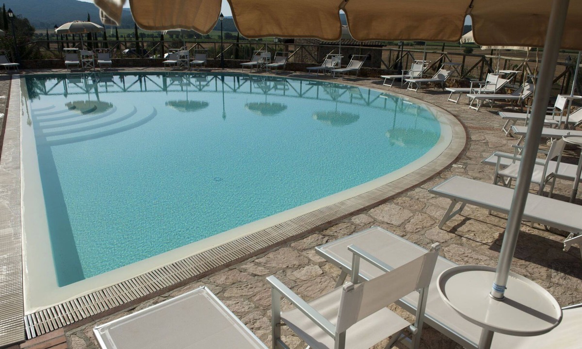 Casalappi Apartment | Lovely apartment for 4 people with pool, TV and panoramic view