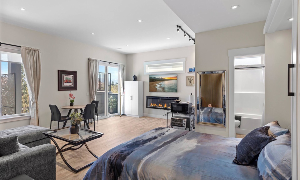 Quail Ridge Apartment | Lovely Guest Studio near Golf Courses and Wine Country.