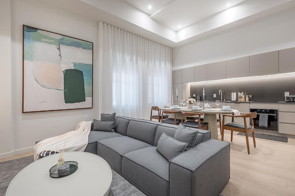 Downtown Montreal Apartment | Luxury 4BR 3BA Penthouse with Private Terrace