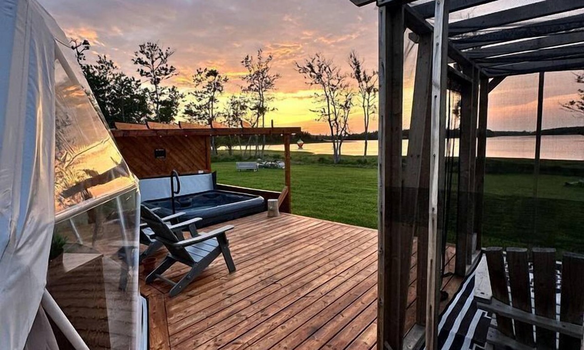 Pomquet Cabin | Luxury Domes Overlooking Beautiful Pomquet Beach in Nova Scotia