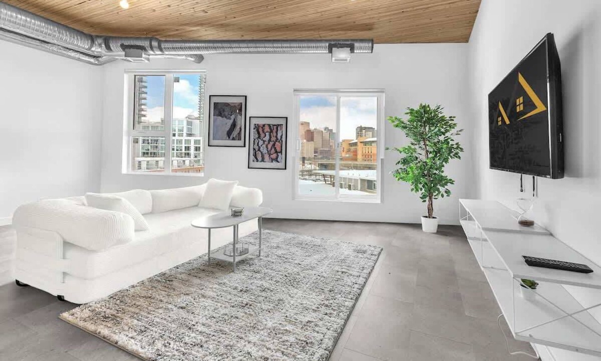 East Village Apartment | Luxury DT Calgary Suite, 5-Min Walk to Stampede