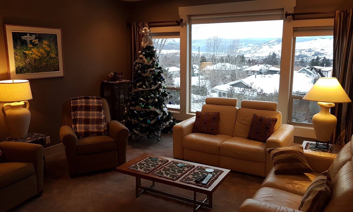 East Hill House | Luxury Home in Classic East Hill.