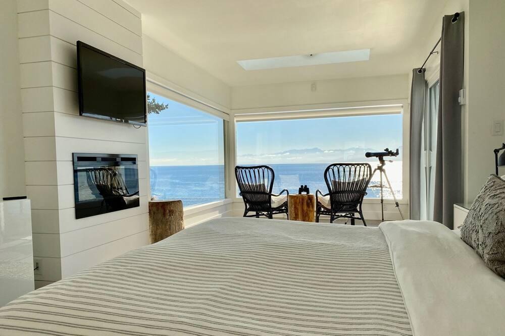 Otter Point House | Luxury Oceanfront House - The Cove at Otter Point, Sooke