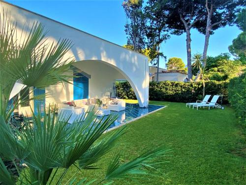 Carini Villa | Luxury Villa just 50 mt from the beach, 10 minutes from the airport