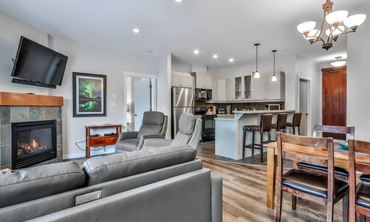 Canmore Apartment | Magpie`s Nest, Nest in the Rockies