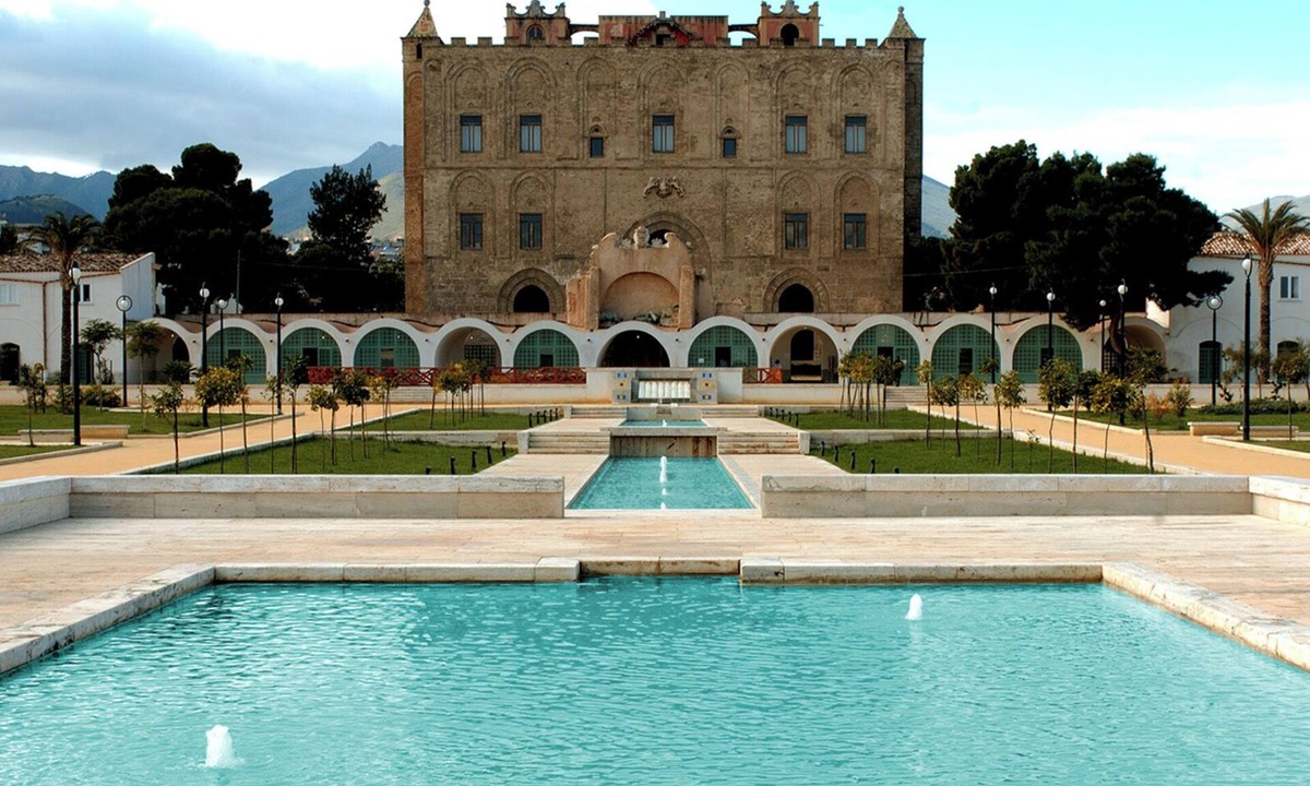Palermo Apartment | Maison al-Aziz. Charming 1-bedroom apartment in amazing Palermo with WiFi, AC