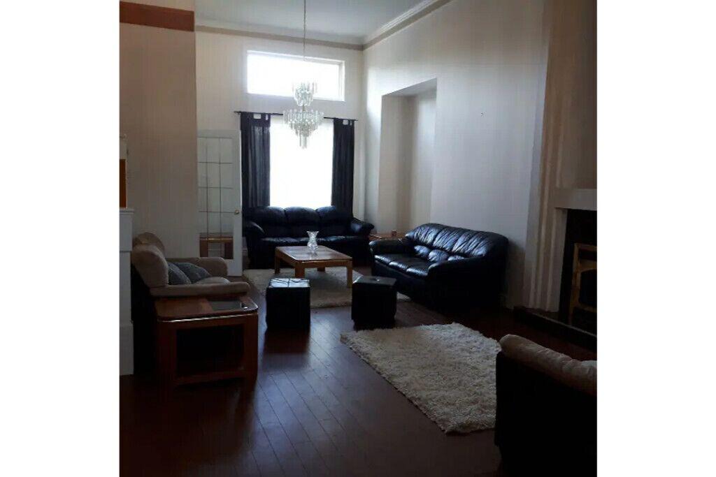 West Newton - Highway 10 House | Marcos Exec 4 bedrooms large house