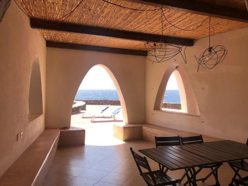 Pantelleria House | Mare Infinito