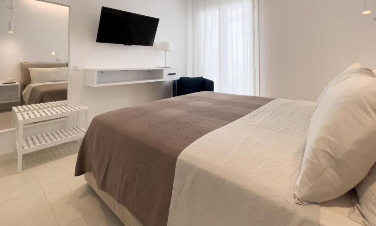 Favignana Condo | Maruzza Home 201